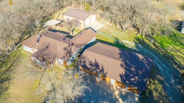 64 Elm Drive, Pottsboro, TX 75076
