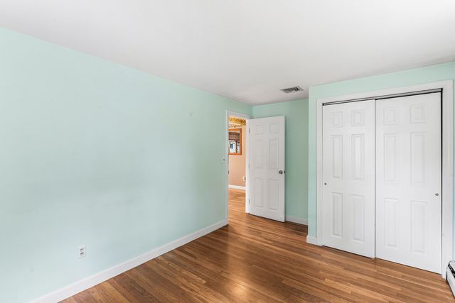 62 Woodsbury Rd, Rockland, MA 02370