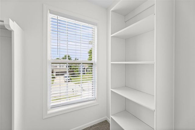 21470 W 122nd Street, Olathe, KS 66061