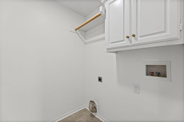 21470 W 122nd Street, Olathe, KS 66061