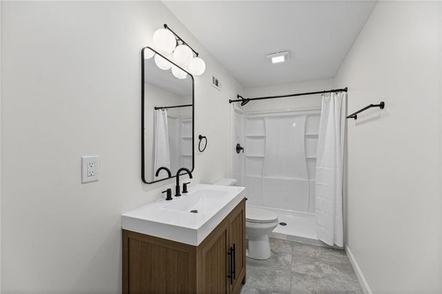 21470 W 122nd Street, Olathe, KS 66061