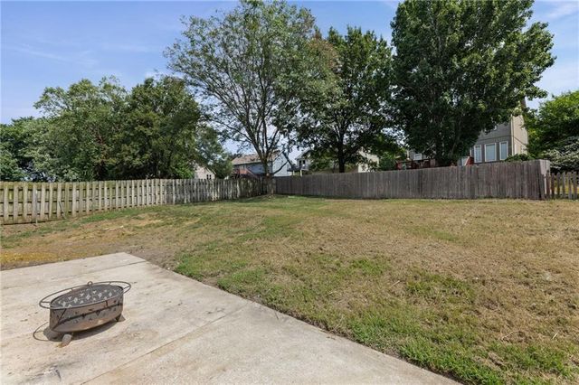 21470 W 122nd Street, Olathe, KS 66061