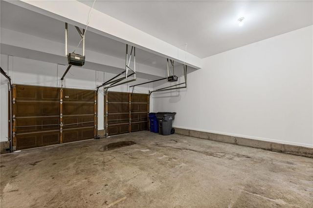 21470 W 122nd Street, Olathe, KS 66061
