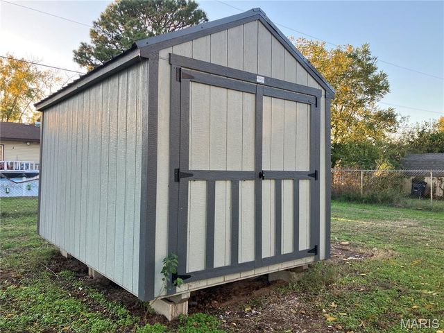 203 Russell Avenue, Sikeston, MO 63801