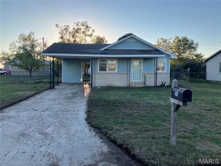 203 Russell Avenue, Sikeston, MO 63801