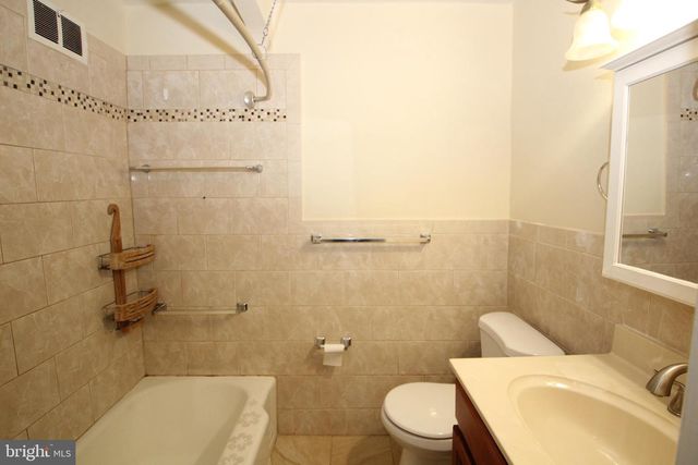 222 W COLONIAL ST, Philadelphia, PA 19126