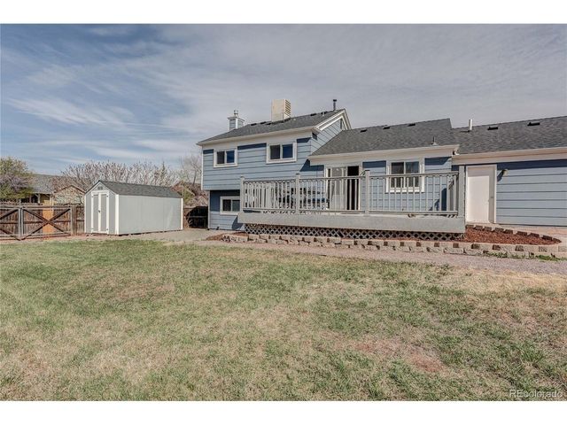 21518 E Powers Ln, Centennial, CO 80015
