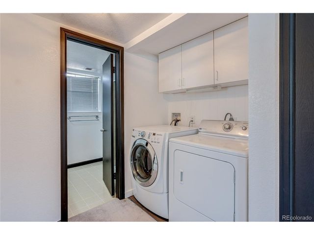 21518 E Powers Ln, Centennial, CO 80015