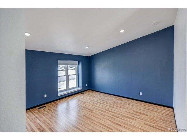 21518 E Powers Ln, Centennial, CO 80015