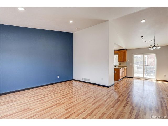 21518 E Powers Ln, Centennial, CO 80015