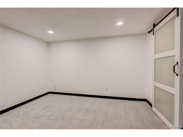 21518 E Powers Ln, Centennial, CO 80015