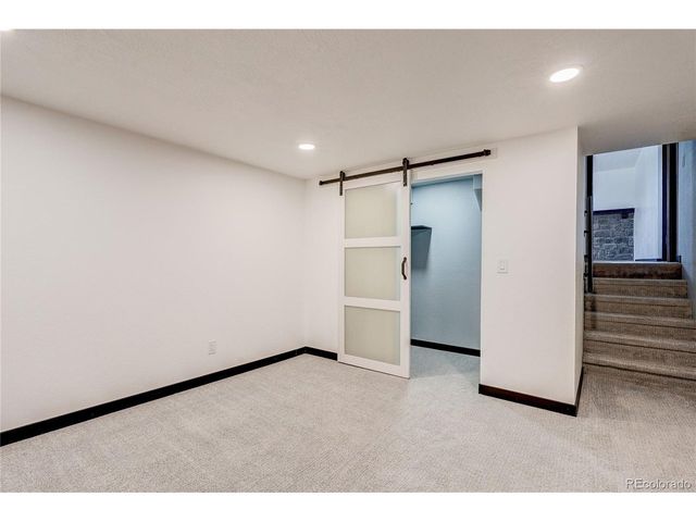 21518 E Powers Ln, Centennial, CO 80015