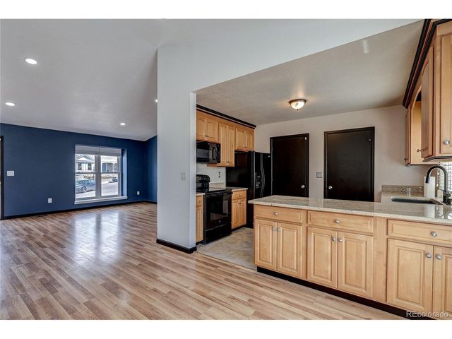 21518 E Powers Ln, Centennial, CO 80015