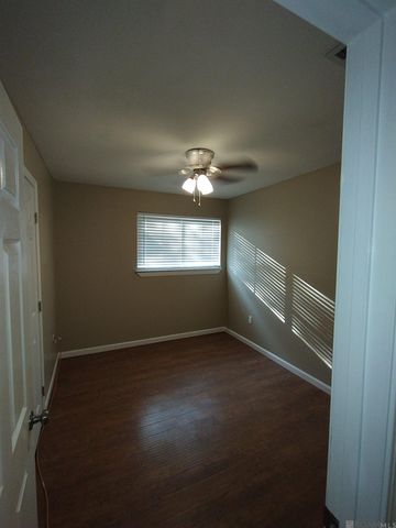 514 Sherron Ave, Baker, LA 70714