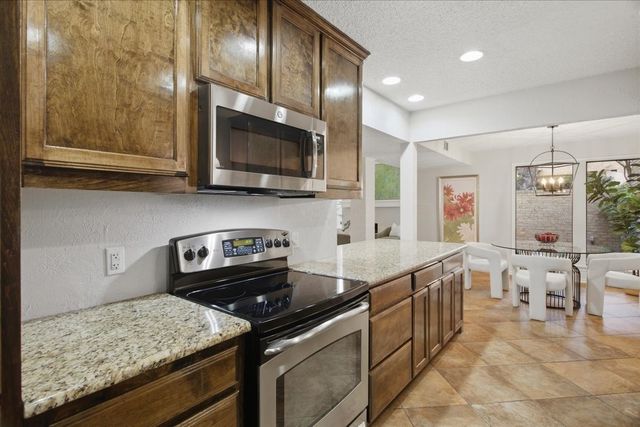3702 Hulen Park Drive, Fort Worth, TX 76109