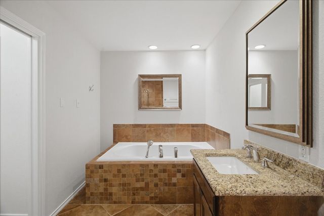3702 Hulen Park Drive, Fort Worth, TX 76109