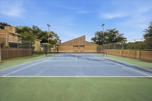 3702 Hulen Park Drive, Fort Worth, TX 76109