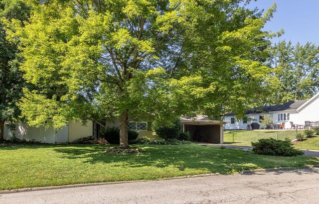 1370 Lynn Drive, Lancaster, OH 43130