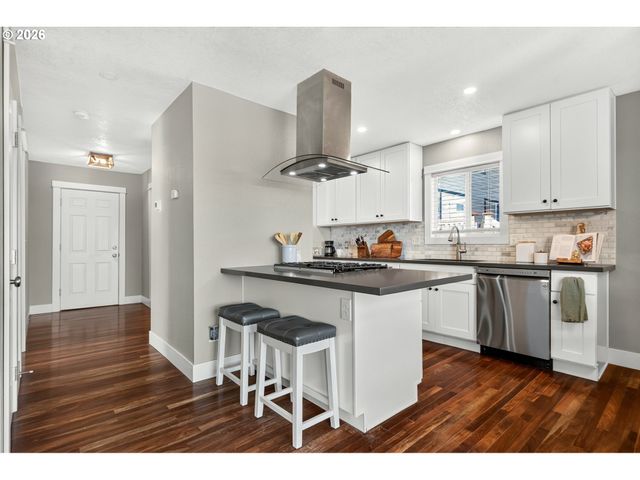 4553 EXETER St, West Linn, OR 97068