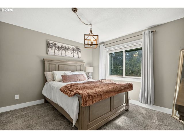 4553 EXETER St, West Linn, OR 97068