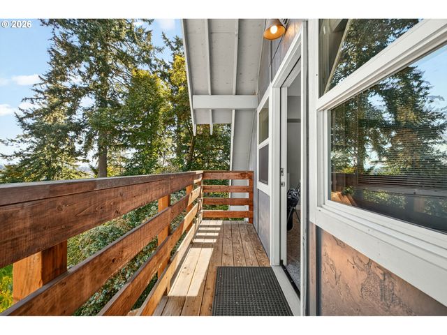 4553 EXETER St, West Linn, OR 97068