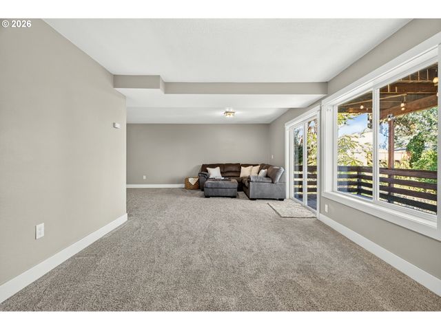 4553 EXETER St, West Linn, OR 97068
