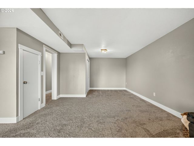 4553 EXETER St, West Linn, OR 97068