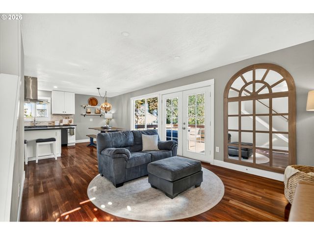 4553 EXETER St, West Linn, OR 97068