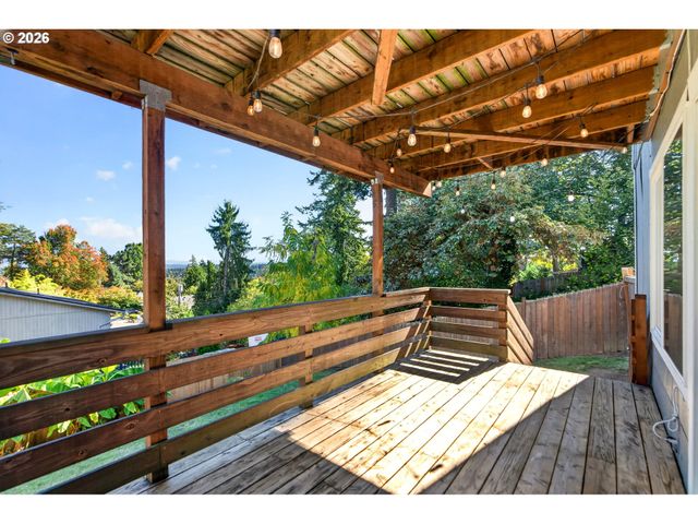 4553 EXETER St, West Linn, OR 97068