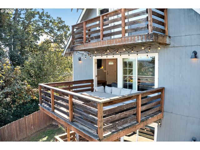 4553 EXETER St, West Linn, OR 97068