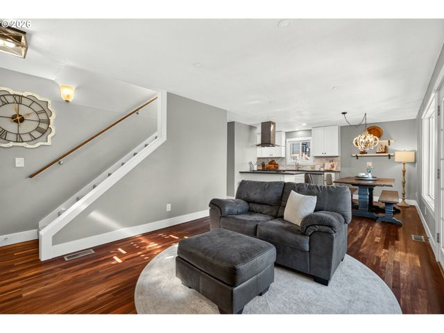 4553 EXETER St, West Linn, OR 97068