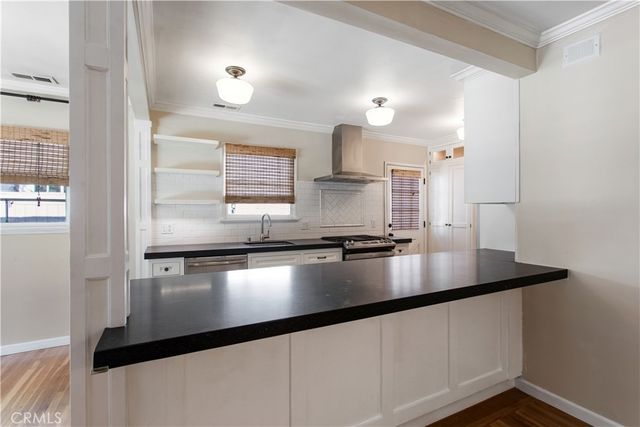 2935 Rhodelia Avenue, Claremont, CA 91711
