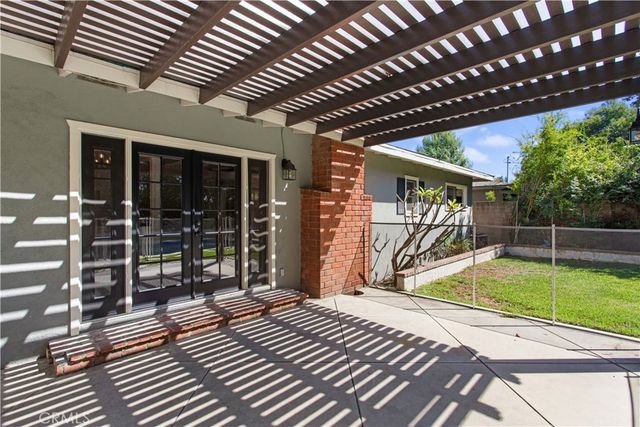 2935 Rhodelia Avenue, Claremont, CA 91711