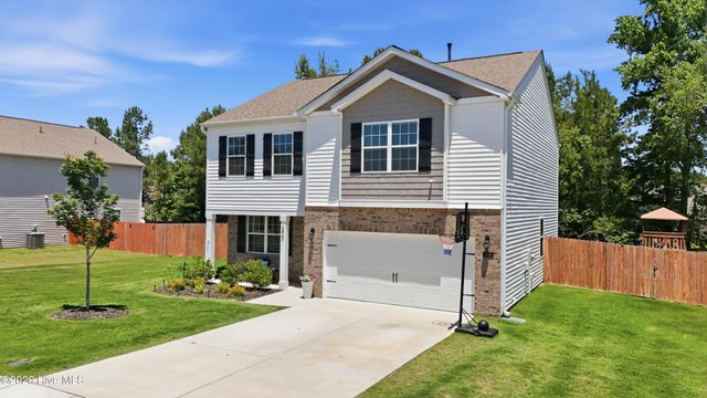 506 Little Rock Court, Carthage, NC 28327