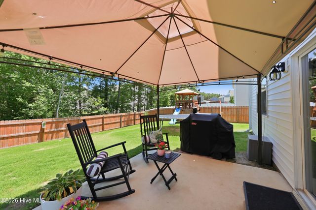 506 Little Rock Court, Carthage, NC 28327