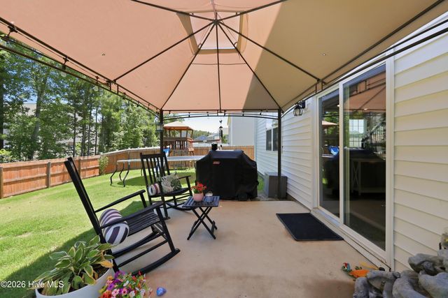 506 Little Rock Court, Carthage, NC 28327
