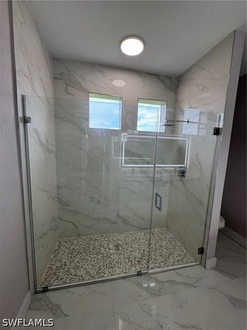 2810 27th ST SW, Lehigh Acres, FL 33976