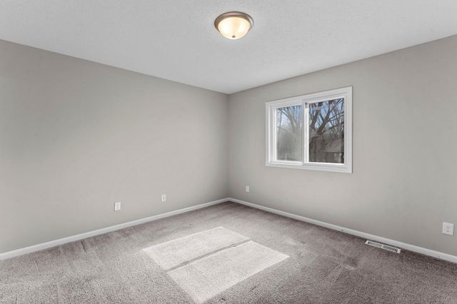 14510 Wellington Road, Minnetonka, MN 55391