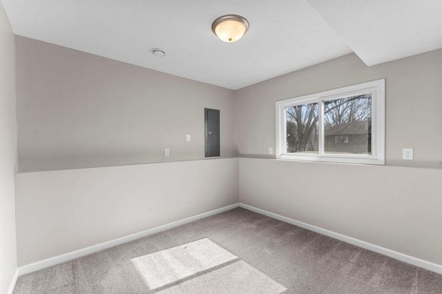 14510 Wellington Road, Minnetonka, MN 55391