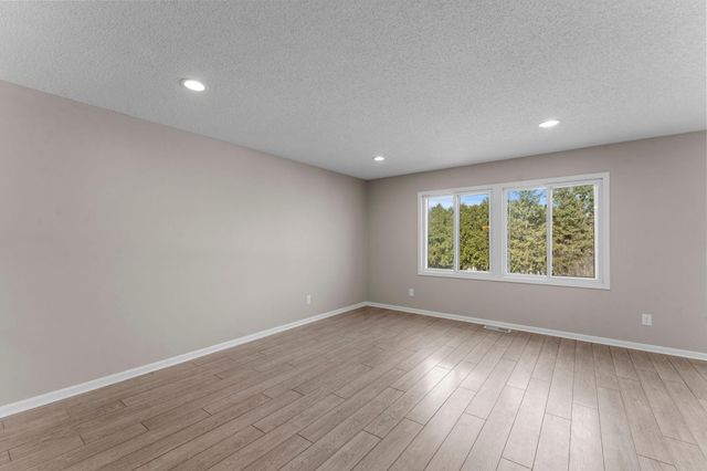 14510 Wellington Road, Minnetonka, MN 55391