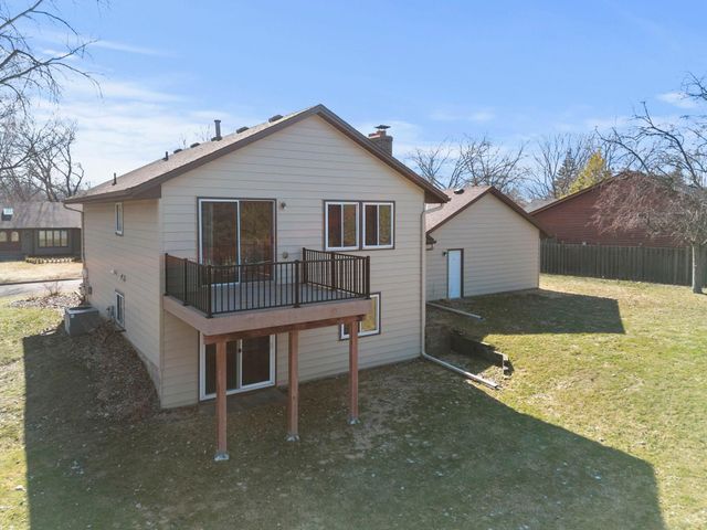 14510 Wellington Road, Minnetonka, MN 55391