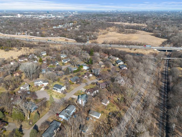 14510 Wellington Road, Minnetonka, MN 55391