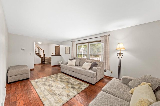 128 Audubon COURT, Grafton, WI 53024