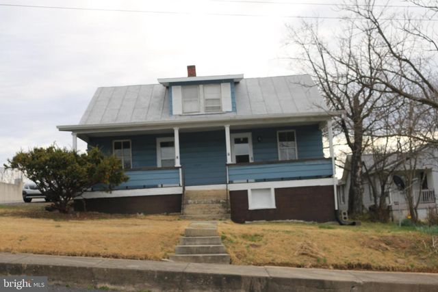 216 N MAIN ST, Petersburg, WV 26847