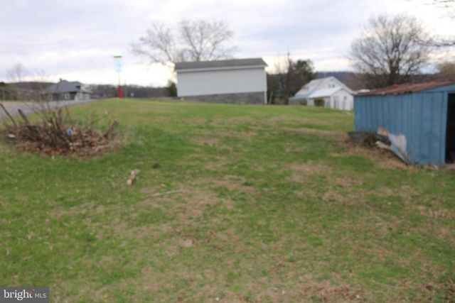 216 N MAIN ST, Petersburg, WV 26847