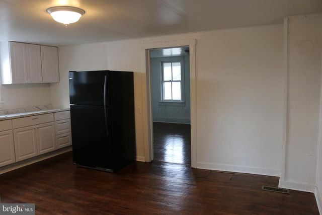 216 N MAIN ST, Petersburg, WV 26847