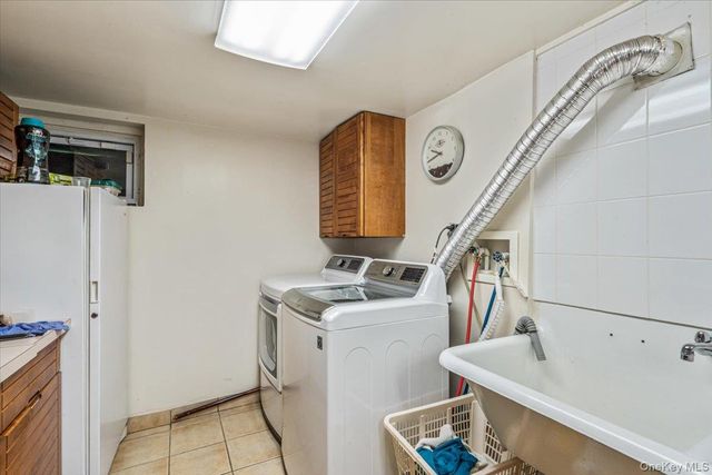 2957 214th Place, Bayside, NY 11360