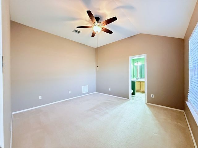 6700 Periwinkle Drive, Arlington, TX 76002