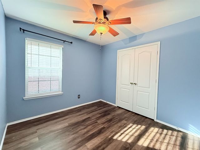 6700 Periwinkle Drive, Arlington, TX 76002