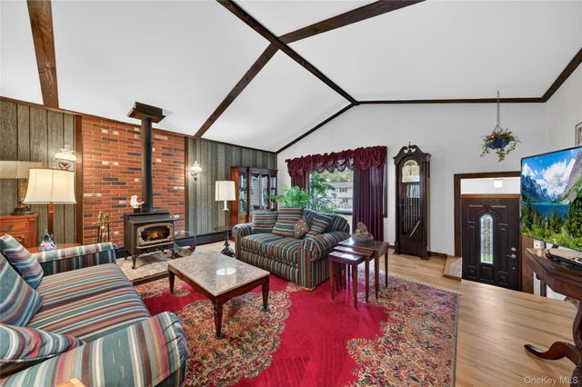 364 Lake Shore Drive, Monroe, NY 10950